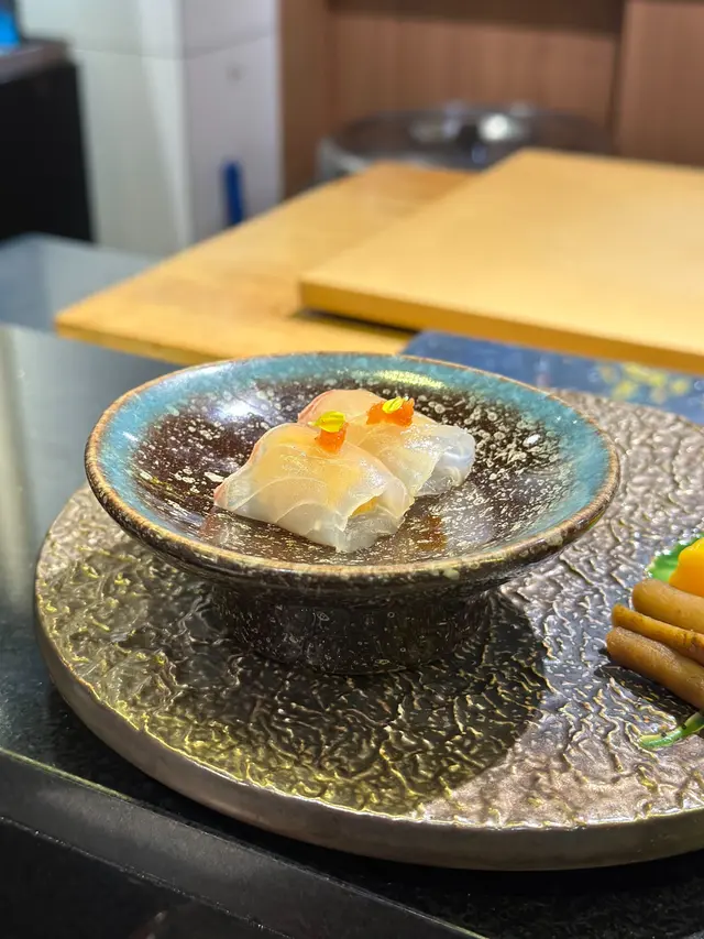 真鯛薄切海膽豆腐卷