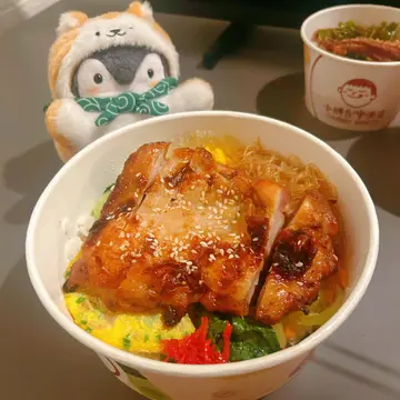 三杯蜜汁烤雞排便當