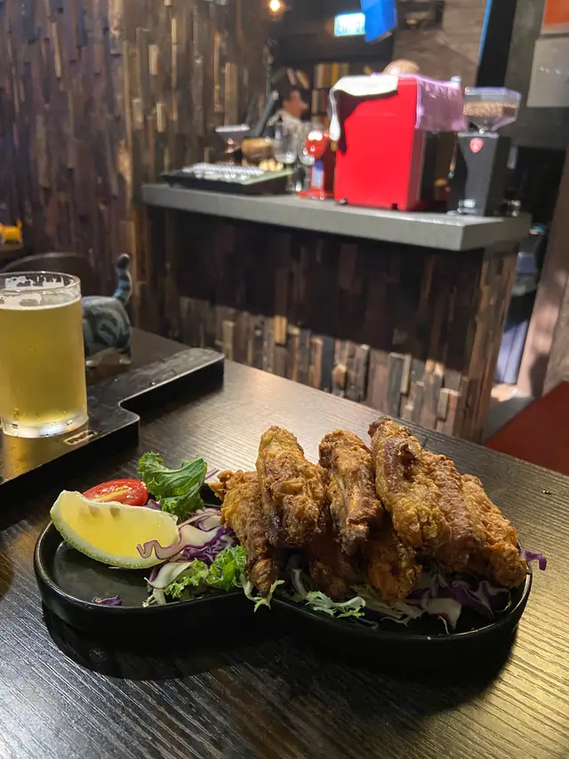 脆炸蜜味啤酒單骨雞翼