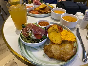 All  day  breakfast