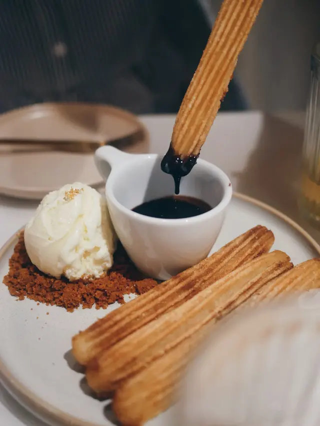 自家製西班牙油炸鬼