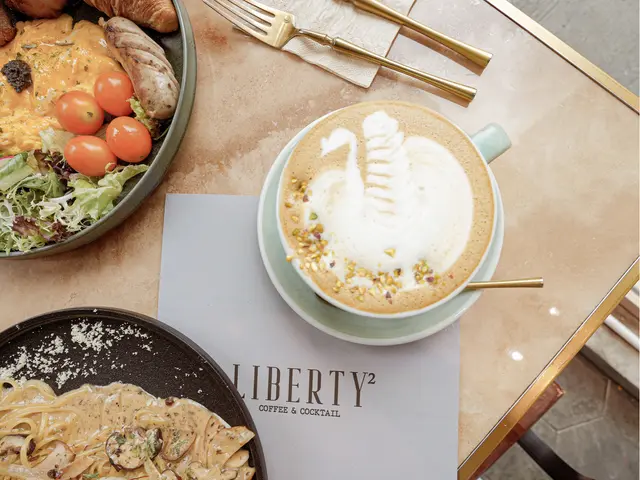 開心果鮮奶咖啡