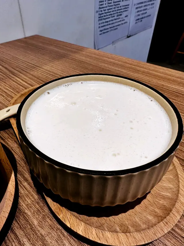 椰汁桃膠西米露