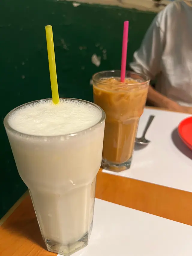特色酸乳&馬沙拉奶茶