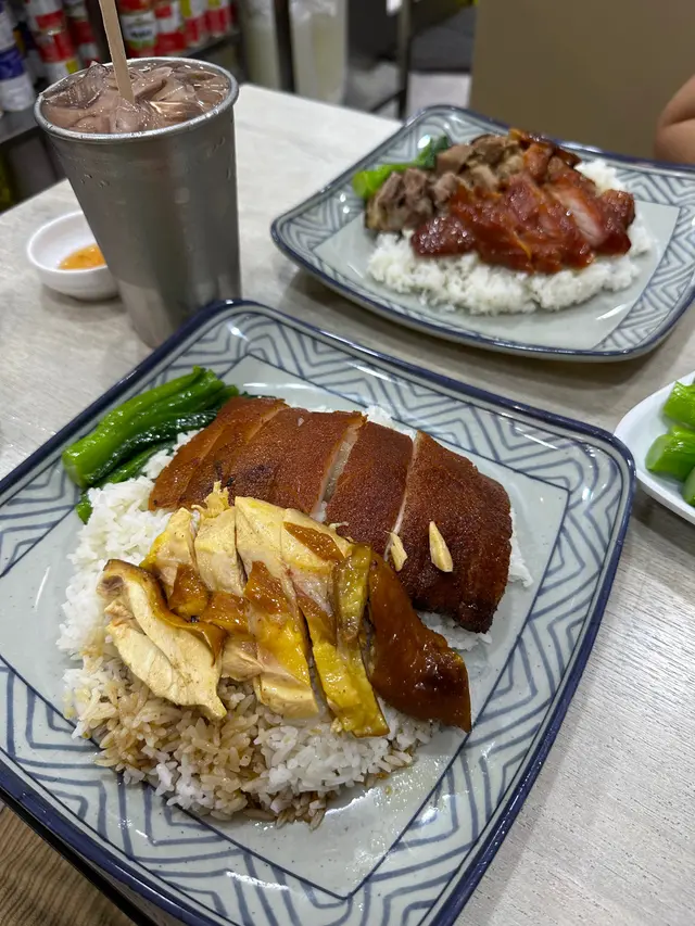 乳豬真係超正，塊皮好鬆脆！