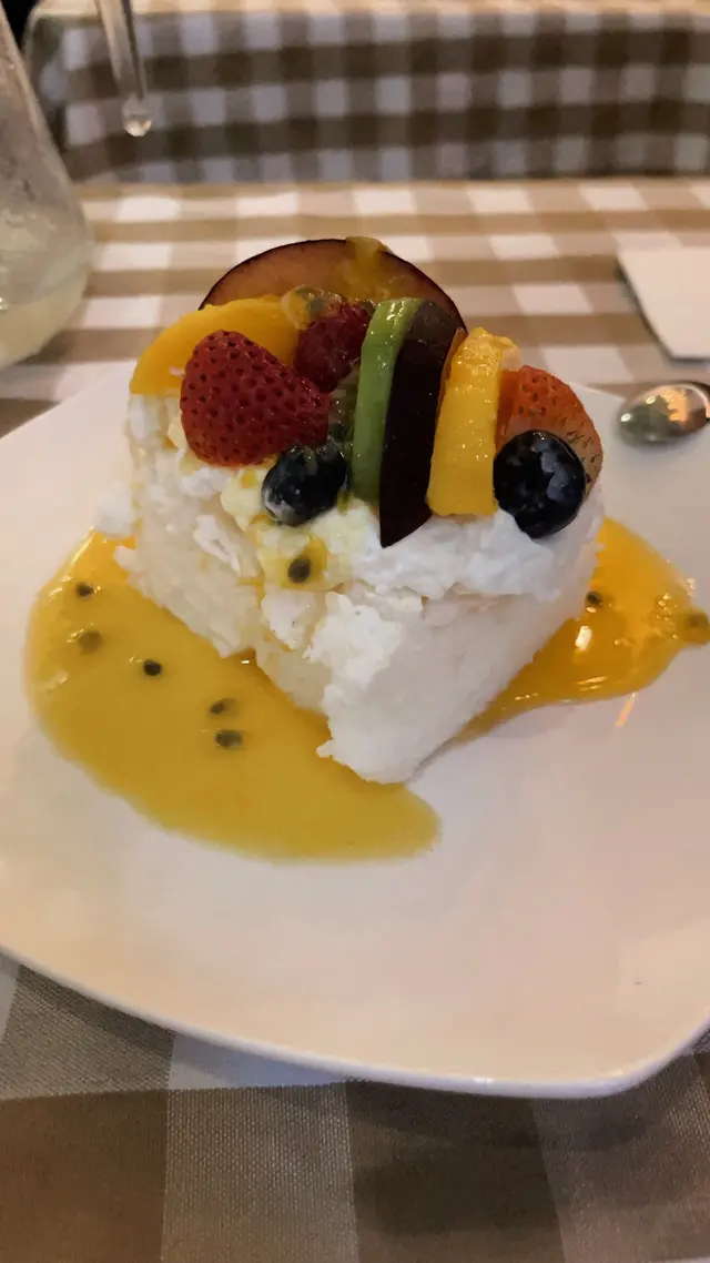 巴伐洛娃蛋白餅