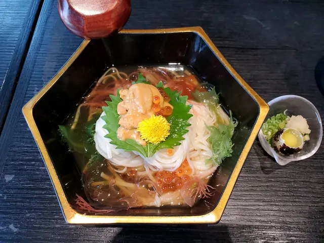 海膽冷稻庭烏冬