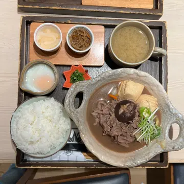 牛肉寿喜烧定食