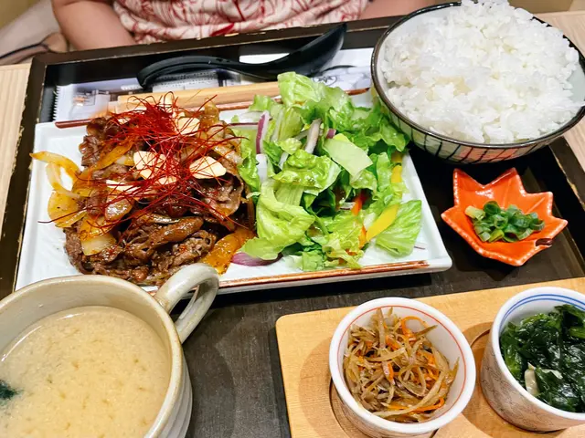 燒微辣牛肉定食