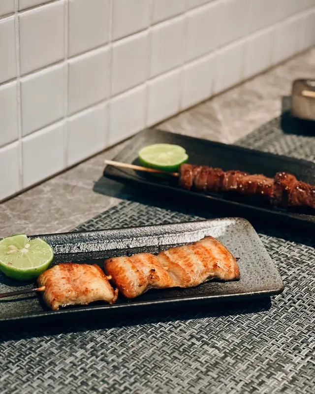 白燒鰻魚串