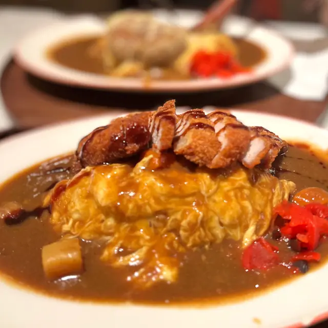 吉烈豬扒蛋包飯