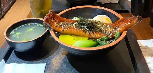 原條蒲燒鰻魚飯