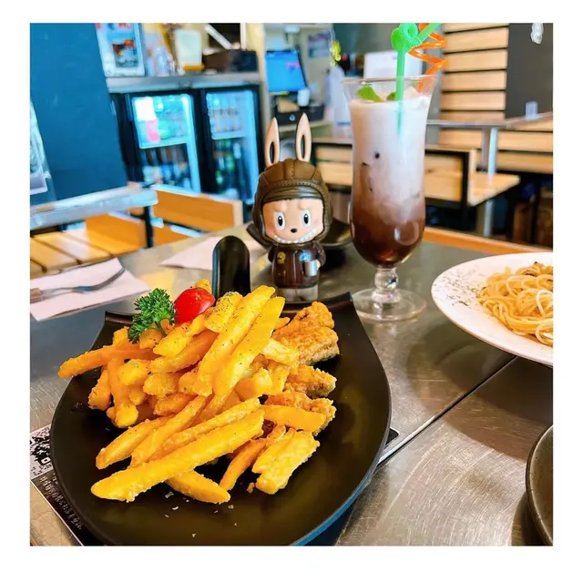 黄金雙拼(雞翼薯條) 