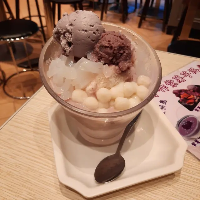紫薯芋泥雪糕刨冰