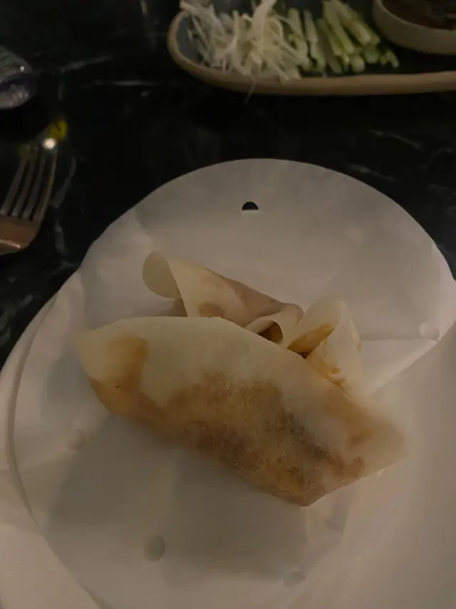香酥鴨跟薄餅