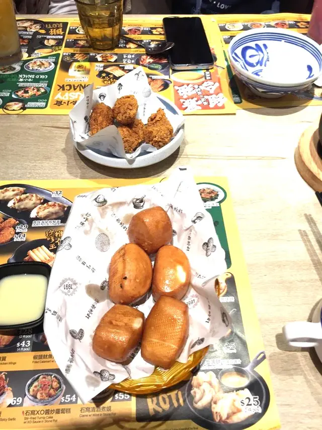 炸饅頭一份＋蒜蓉牛油雞翼