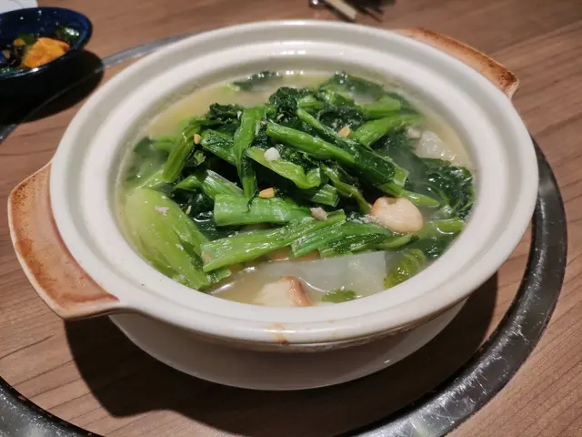 潮式咸排骨春菜煲