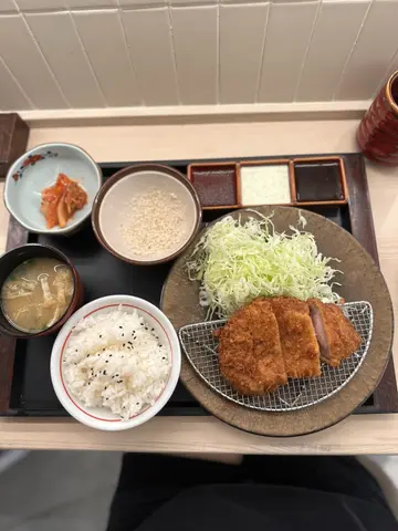特选吉列厚切里肌猪扒定食