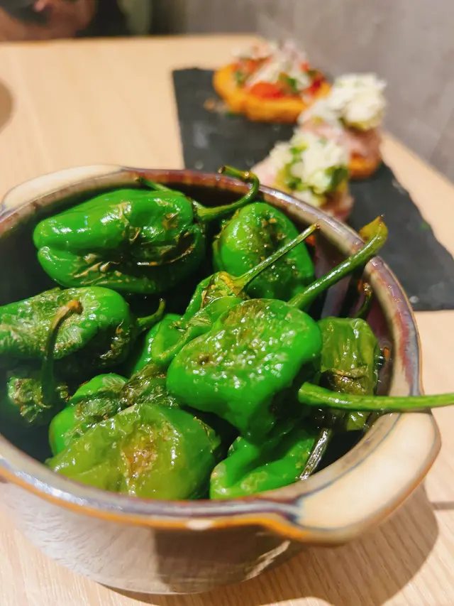 西班牙海鹽炒小青椒