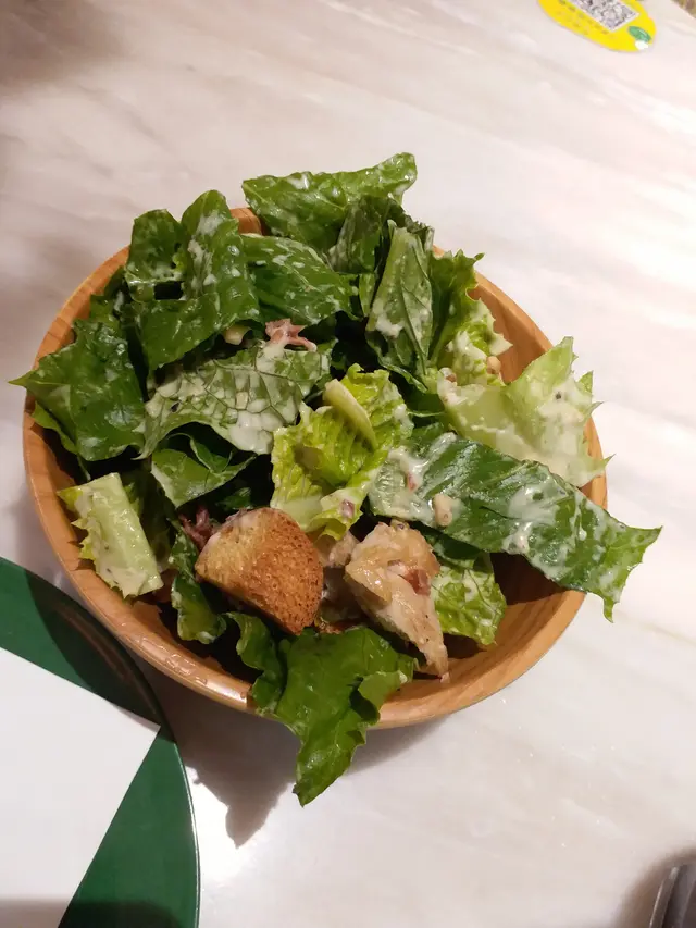 雞扒鹹魚凱撒沙律