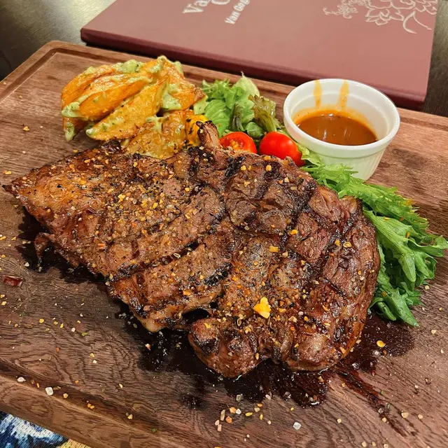 炭燒美國頂級prime 安格斯肉眼