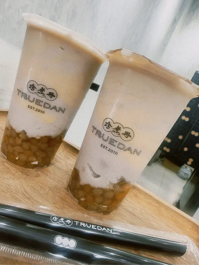 好飲~芋頭味濃、新鮮芋頭打出黎既芋茸~誠意推介!