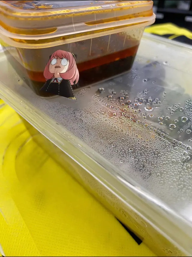 醬汁盒無蓋好 漏哂出嚟