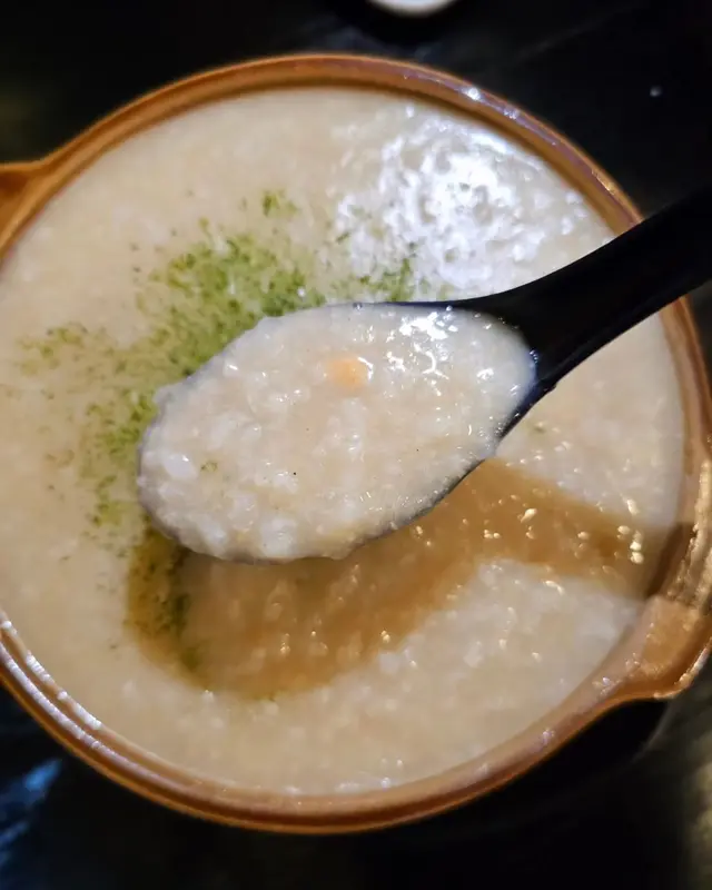 日式砂鍋海鮮粥