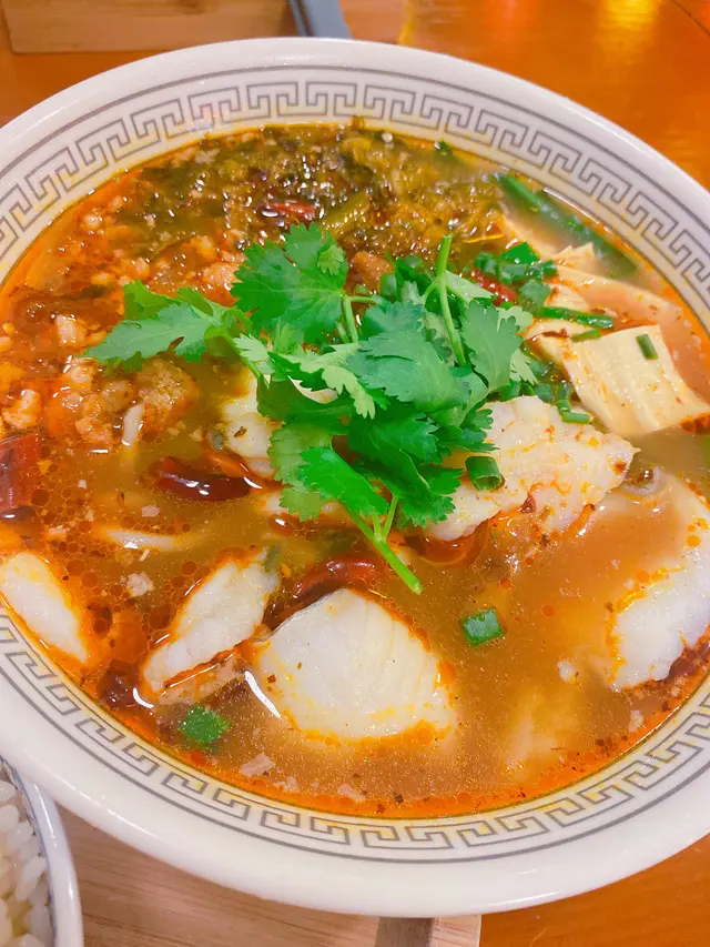 水煮魚小鍋米線