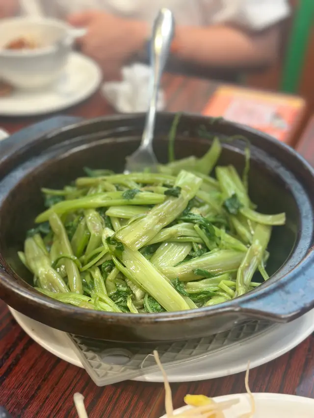 飛天通菜煲