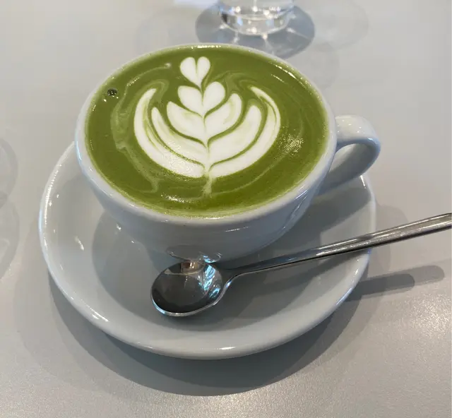 Hot  matcha  