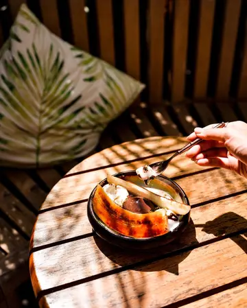 Coconut & Banana Split