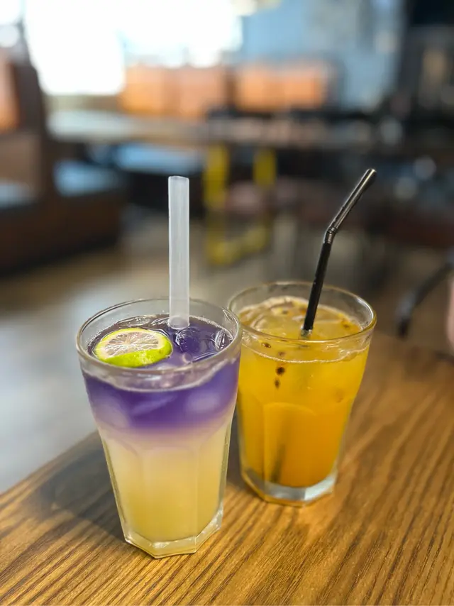 熱情果芒果特飲,菠蘿青檸特飮 