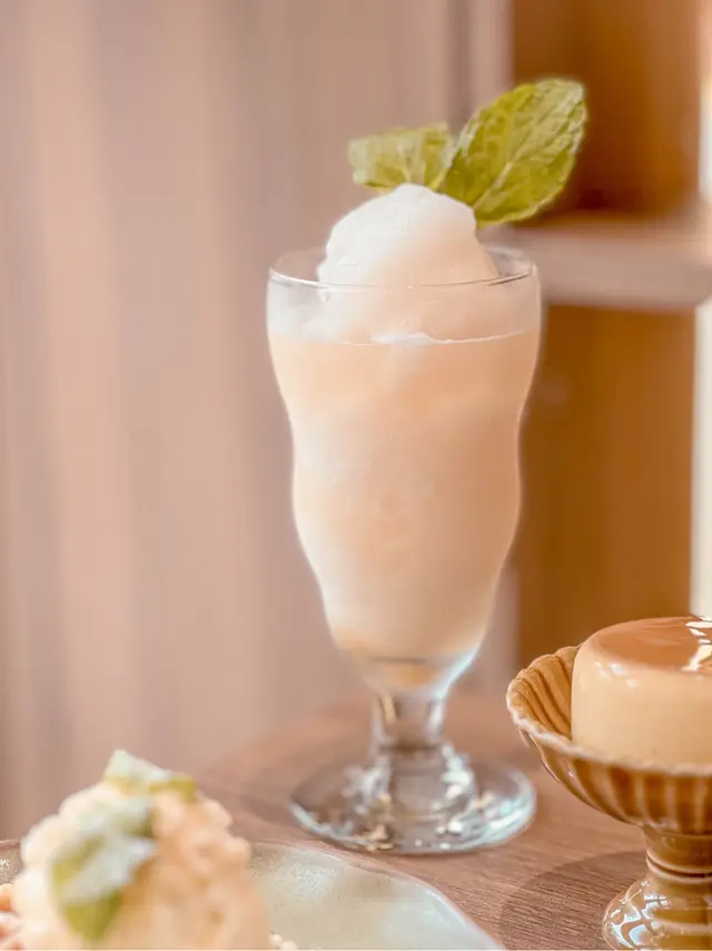 晨曦玫瑰荔枝沙冰