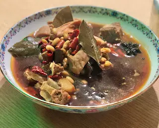 辣滷水豬雜