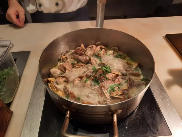 白酒香蒜檸檬汁炒蜆