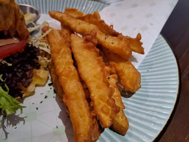 脆炸牛手工麻糬堡  跟 手工炸薯條 