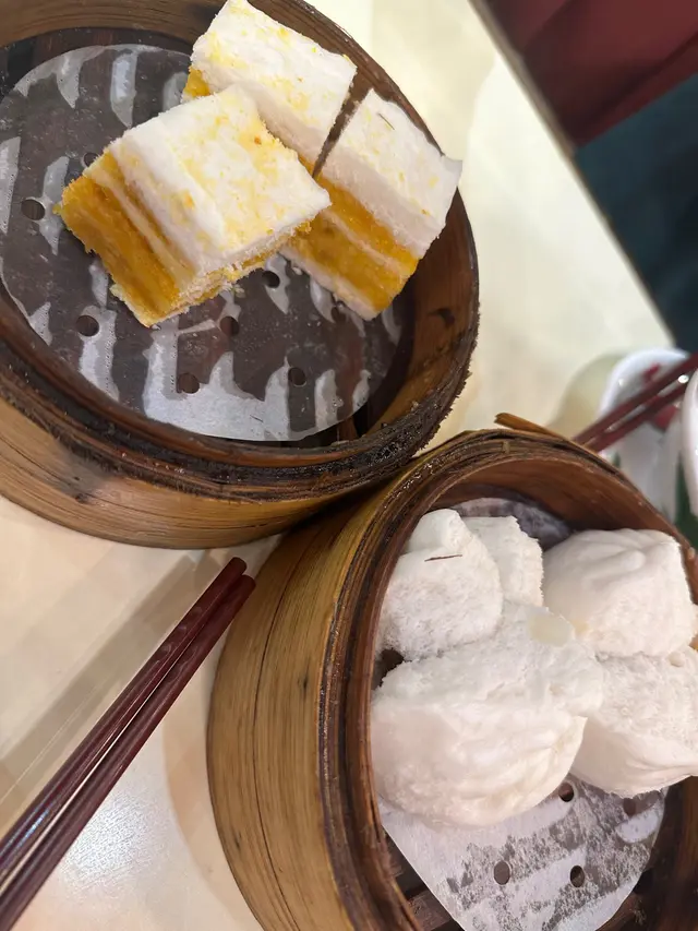 古法千層糕 和 金牌叉燒包