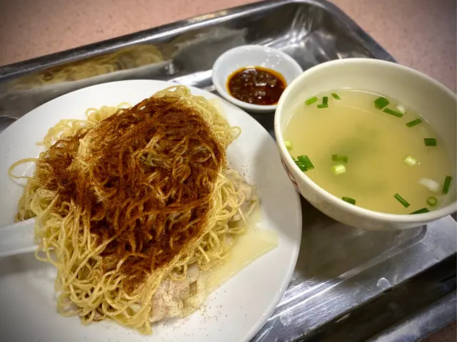 蝦籽雲吞撈麵