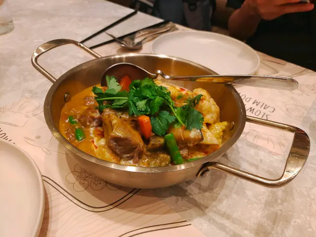 黃咖哩慢煮Prime牛筋腩