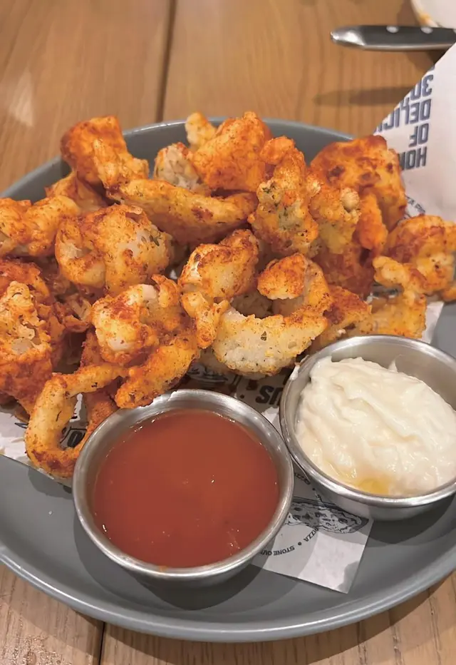 CRISPY CALAMARI