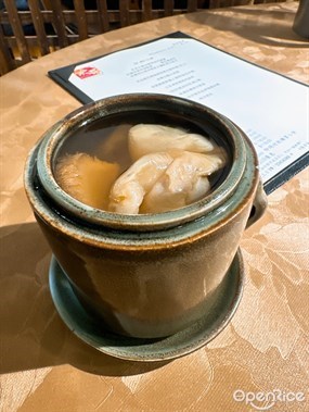 原盅燉花膠猴頭菇黑毛豚肉湯 - 觀塘的榮哥廚房私房菜