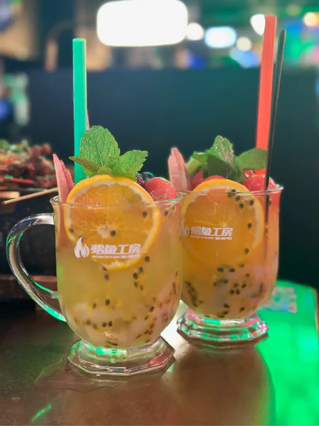 係打卡able嘅水果茶📸 入面有超多生果🍉🍎🍊🫐🥥 百香果味好濃 飲落酸酸甜甜 加上椰果 口感好好👍🏻