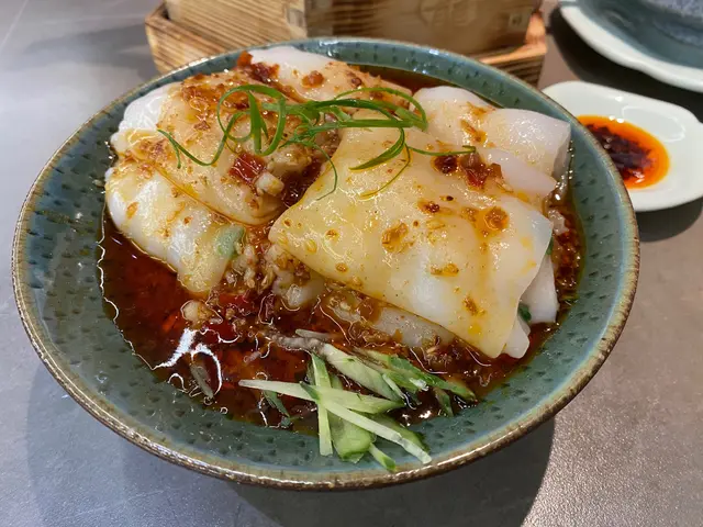 口水汁龍脷魚腸粉