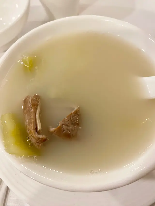 鹹菜同豬肚味都夠,胡椒味可以濃番啲。豬肚都洗得好乾淨,冇乜臊味。