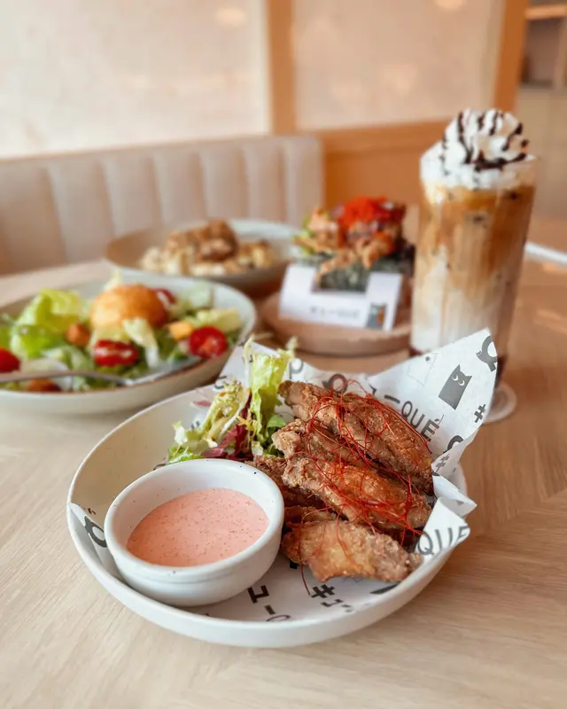 脆炸單骨雞翼 配 辛子明太子醬