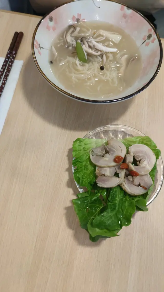 花雕醉雞捲蒟篛麵