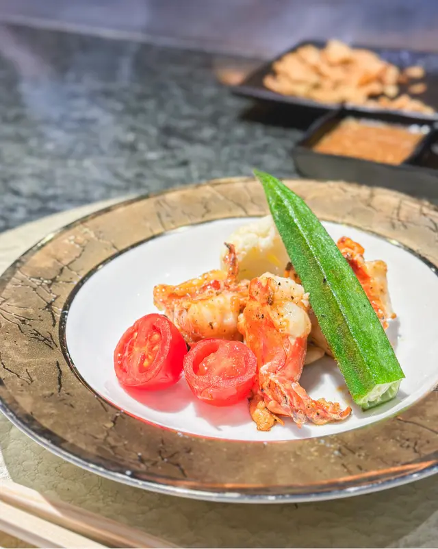 巨大馬來西亞虎蝦