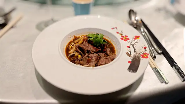 紅油水煮牛肉片