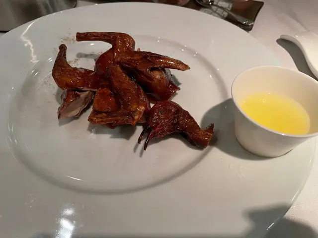 原隻脆皮妙齡鴿